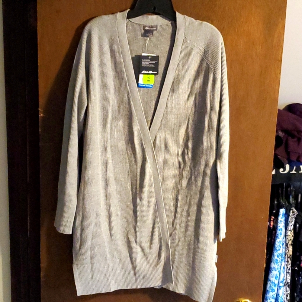 Eddie Bauer Tellus cardigan with pockets
